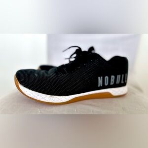 NOBULL UNISEX CROSSFIT TRAINING SHOES SIZE 9.5 WOMENS SIZE 8 MEN